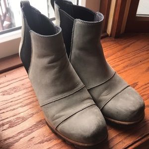 Women’s Joan of Arctic™ Wedge II Chelsea Boot